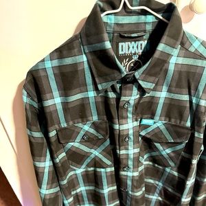 Dixxon men’s L Union square